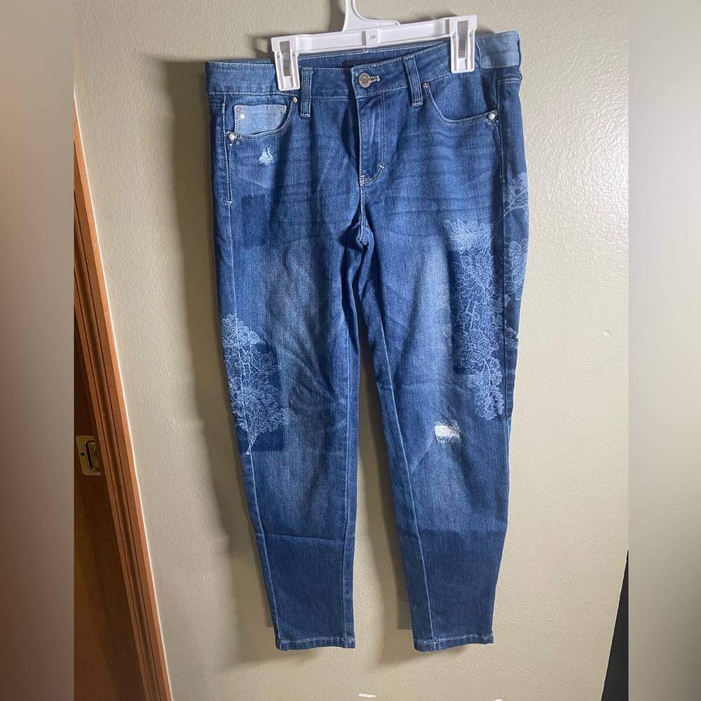 White House Black Market Girlfriend Jeans sz 4 Hippie Bohemian Fall Spring A056